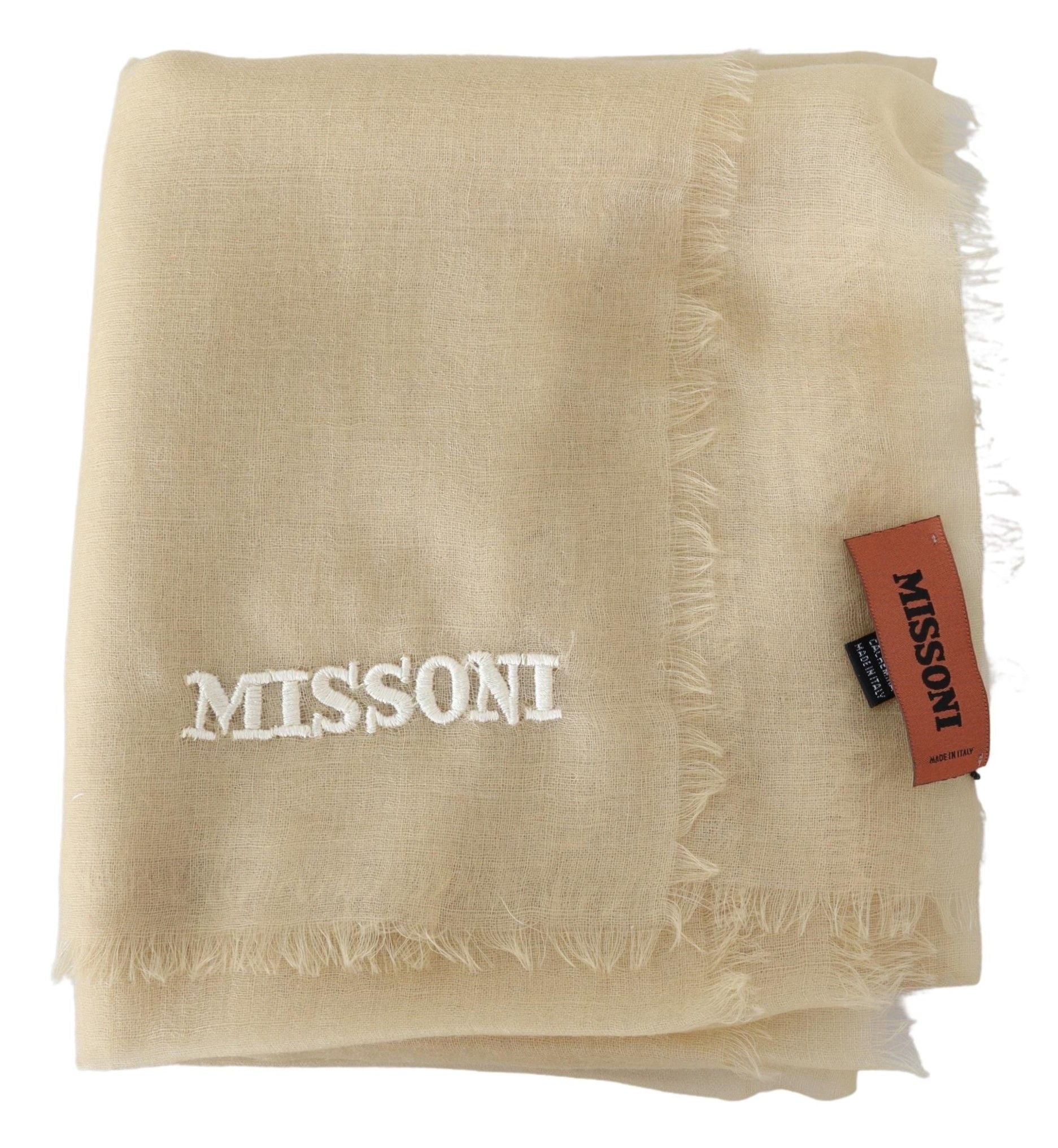 Elegant Cashmere Scarf in Beige