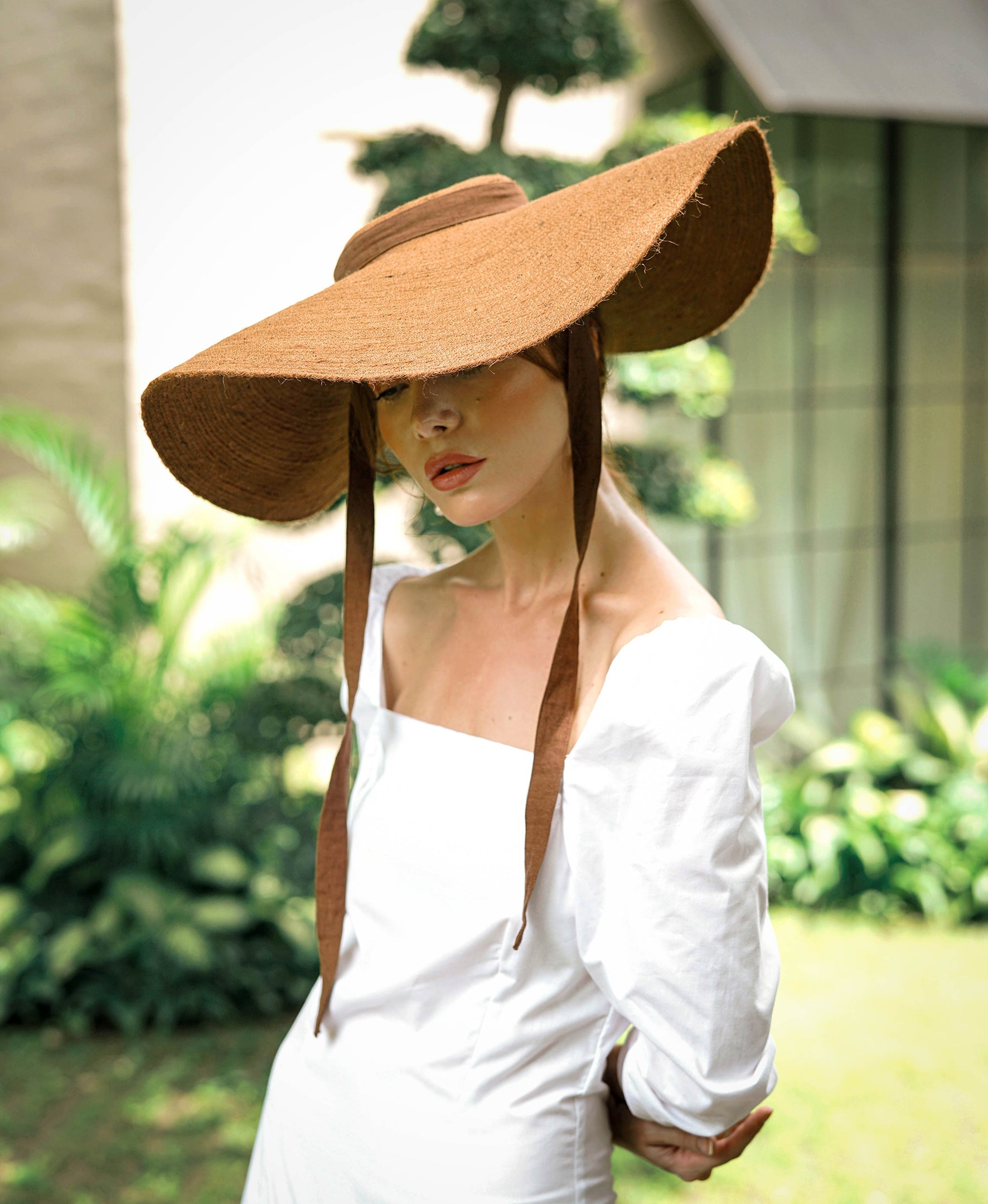 LOLA Wide Brim Jute Straw Hat In Havana Brown