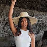 RIANNA Palm Straw Hats in Natural Beige