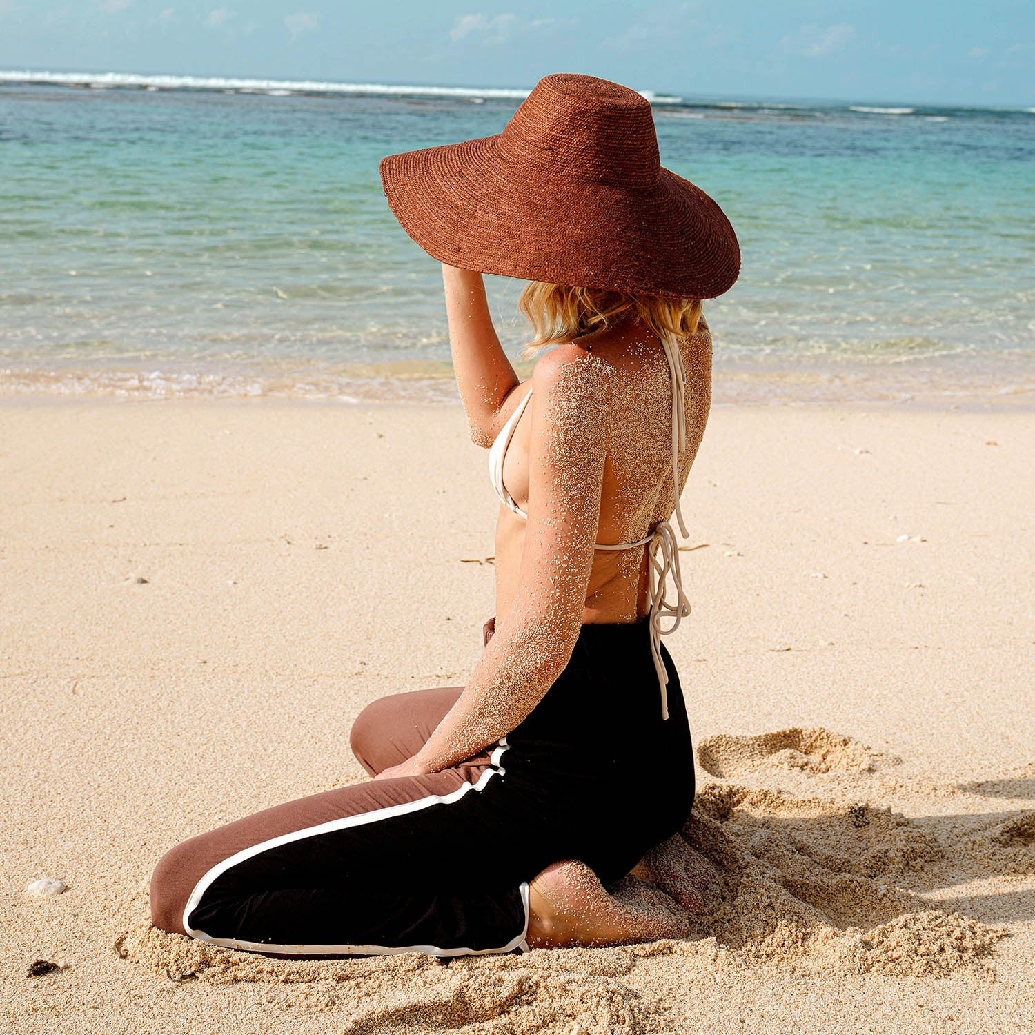 RIRI Jute Handwoven Straw Hat In Burnt Sienna